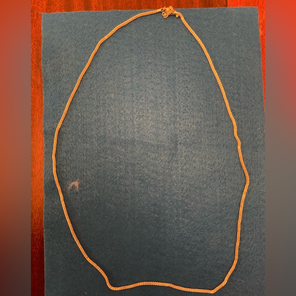 Silver woven necklace